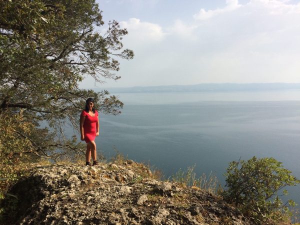 Volg de rode schoentjes. Meer van Bolsena Wandel vakantie Italië- Etrusken-Volg de rode Schoentjes