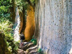 Walking holiday Italy Etruscans