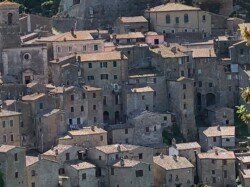 275167332 - Walking holiday Etruscans Italy.