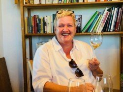 Wijnwandelen volg de rode schoentjes