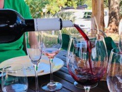 Wine walking volg de rode schoentjes